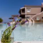 Pictures Suites